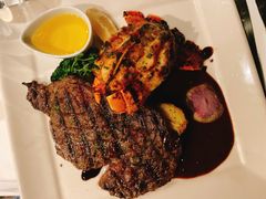 -Top Of Vancouver Revolving Restaurant