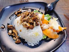 -陈老斯呼尔嗨吃烧烤(科巷店)