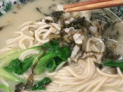 -明呈黄鱼面馆(斜土路店)