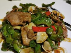杜阮凉瓜白贝炒牛肉-山泉公馆酒家(广州东站店)