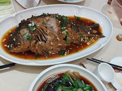 -梅利汴京烤鸭•开封豫菜地标店(铁北街店)