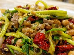 -江城燕子大排档(江汉路步行街店)