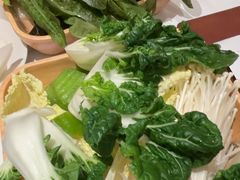 -左庭右院鲜牛肉火锅(七宝领展广场店)