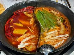 -巴卤社老火锅(财富店)