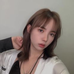 -诗悦发型烫染SALON