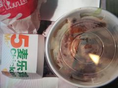 -麦当劳(乳山路店)