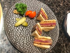 澳洲和牛纽约客炸牛排三明治-老乾杯和牛烧肉(王府中环店)
