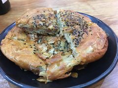 锅盔-青石桥老瓦房肥肠粉总店(青石桥总店)