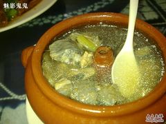 20110716084-桥香园云南过桥米线(金马碧鸡店)