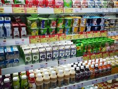 -新苗超市(科英布拉街店)