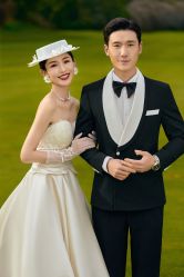 -乐派诗婚纱摄影