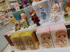 -泡泡玛特POPMART(上海环球港店)