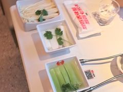 -七欣天香辣蟹火锅(闵行浦江欢乐颂店)