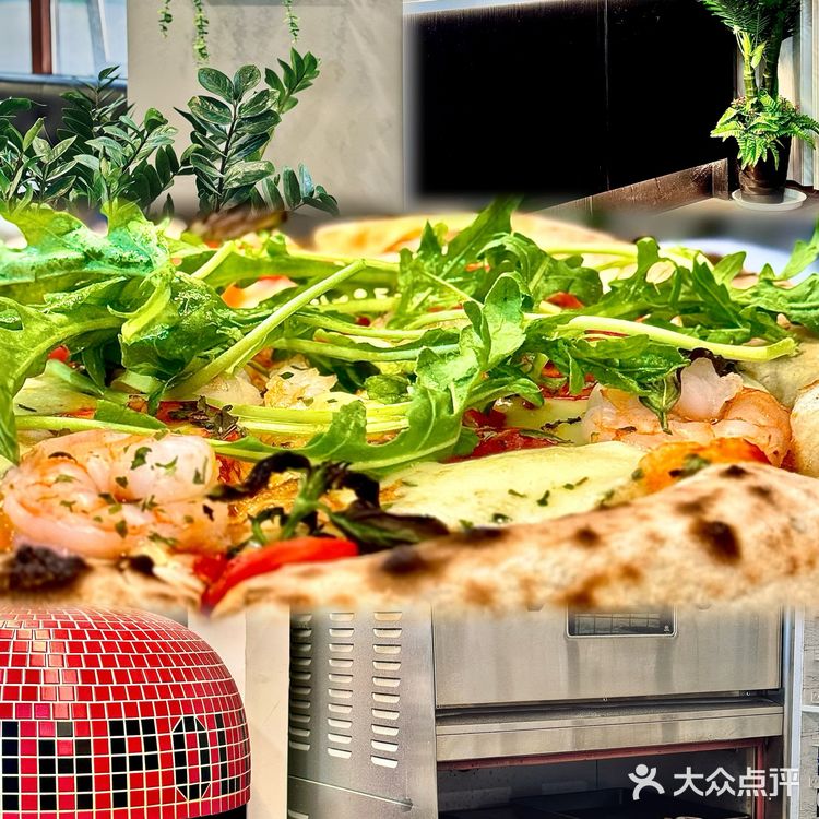 我不说🤫谁能信这是12元的披萨🍕手工窑炉现烤