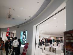 -优衣库(威海威高购物中心店)