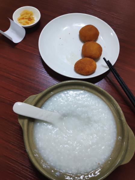 水乡小粥(声谷店)-"之前有在美团上订过外卖,一直没能找到店在.