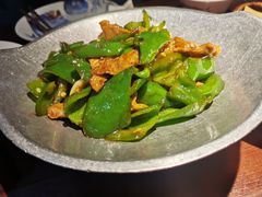 辣椒炒肉-前海沿·青岛菜(五四广场永旺店)