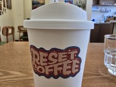 -Reset Coffee 与海咖啡