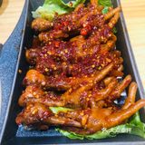 来干了这杯米酒 我们一起迎接秋天