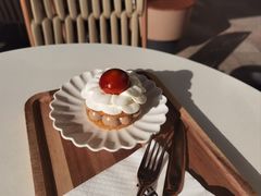 -VERIE BAKEHOUSE