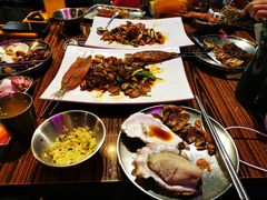 -蚝堡海鲜·威海菜·海肠捞饭·烧烤·亚洲吃蚝公司(幸福门店)