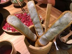 南美虾滑-白乐天毛肚火锅馆(解放碑店)