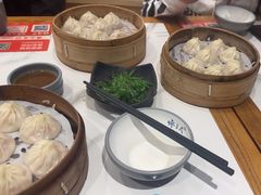 -馋三尺蟹粉小笼(人民广场店)