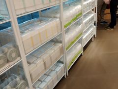 -名创优品(江南新地店)