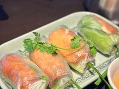 -大头虾越式风味餐厅(光明广场店)
