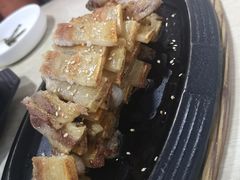 烤五花肉-拌来拌去石鍋拌飯(文鼎店)