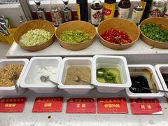 -四囍码头海鲜烧烤自助火锅(外滩南京东路悦荟广场店)