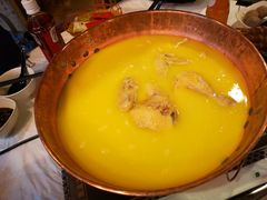 -鲜入围煮花胶鸡海鲜火锅