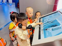 -金点蒙氏国际教育(悠然校区)