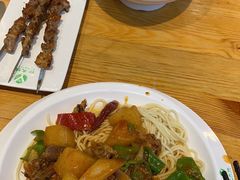 -伊麦佳兰州牛肉面清真美食店
