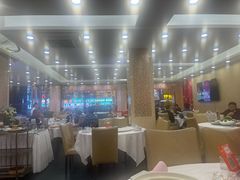 -粤盛海鲜平价店(洛溪食街店)