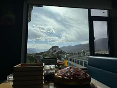 -平措康桑·和牛自助观景餐厅(布达拉宫店)
