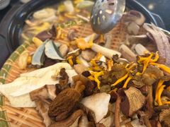 -草墩罗非鱼庄•野生菌•腊排骨(七星街上段店)