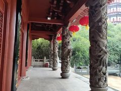 -绳金塔