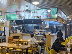 大堂-伊麦佳兰州牛肉面清真美食店