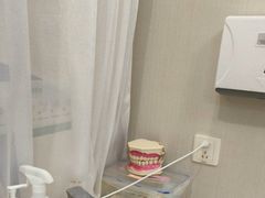 -登特口腔医院(鼓楼东街口店)