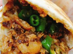肉夹馍-张明富面皮店(东大街店)
