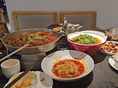 -万重锦·人文川菜馆(骡马市店)