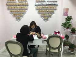 -吉吉靓甲美睫