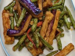 -民族手抓羊肉馆·滩羊手抓·烤全羊