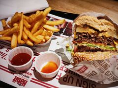 -The Habit Burger Grill 哈比特汉堡(复兴soho店)