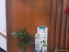 -赫尔森口腔·牙齿种植修复