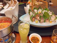 -余欢领鲜火锅(新街口店)