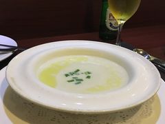 奶油汤-爱茉莉意大利西餐厅