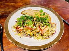 烤三文鱼沙拉-O'mills Sourdough Bakery&Bistro(永嘉路店)