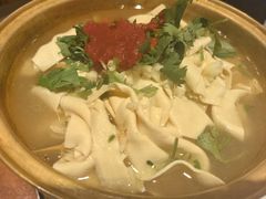 银锅鸡汤豆腐串-小桂林烧鸽子